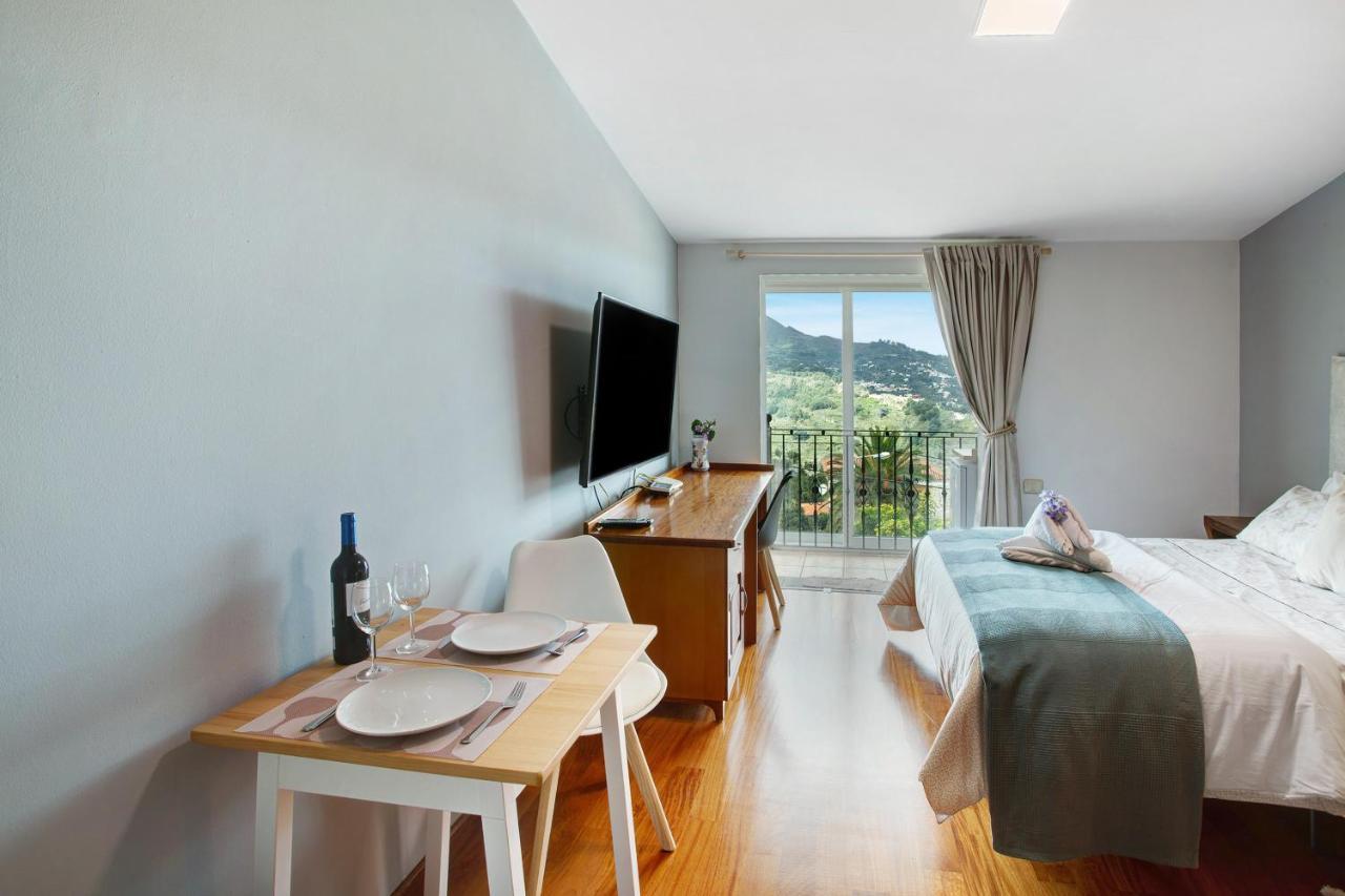 Carmelo Y Carmela 4 Apartment เตอรอร์ ภายนอก รูปภาพ